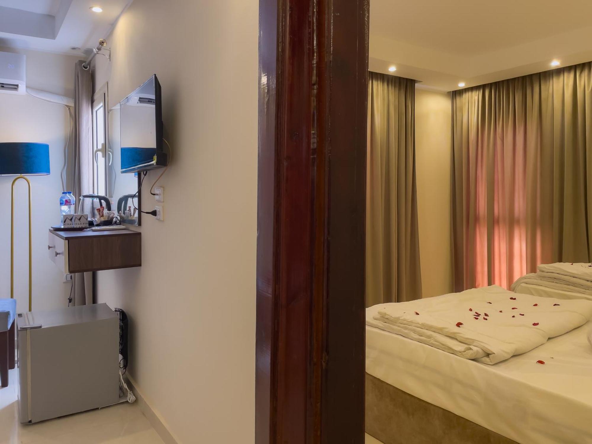 Jumeirah Pyramids View Inn Kafret el-Gabal Eksteriør billede